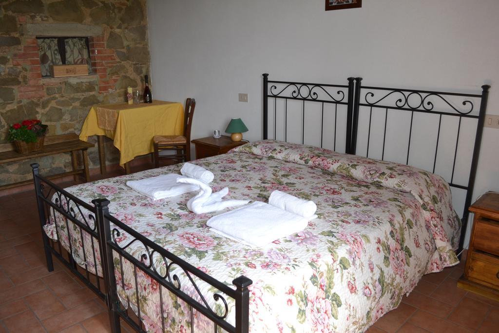 Villa Santa Maria Montalcino Bagian luar foto